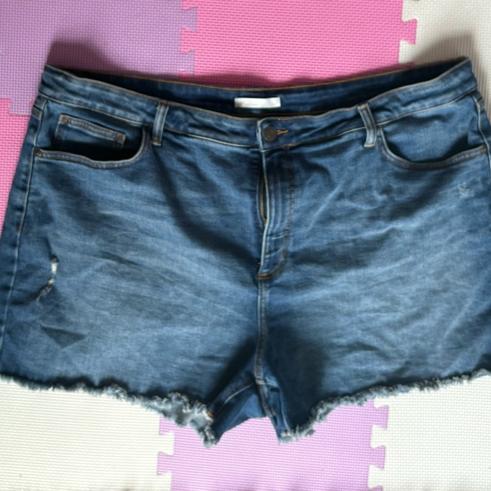 LC Lauren Conrad Blue Jean Cut Off Shorts Distressed